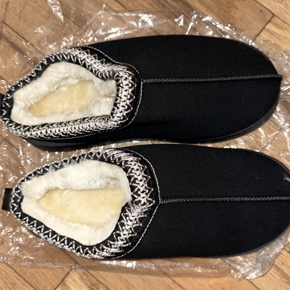 Brand New Women’s Faux Fur Slip On Black Platform Slippers size 8 - Picture 4 of 9